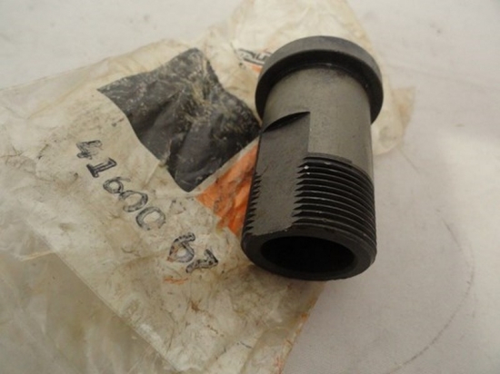 AXLE SLEEVE