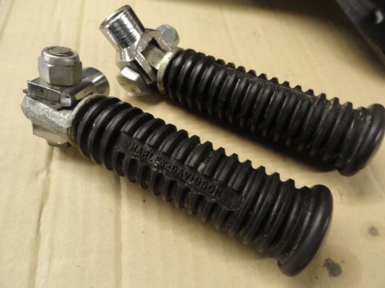 FOOT PEG KIT