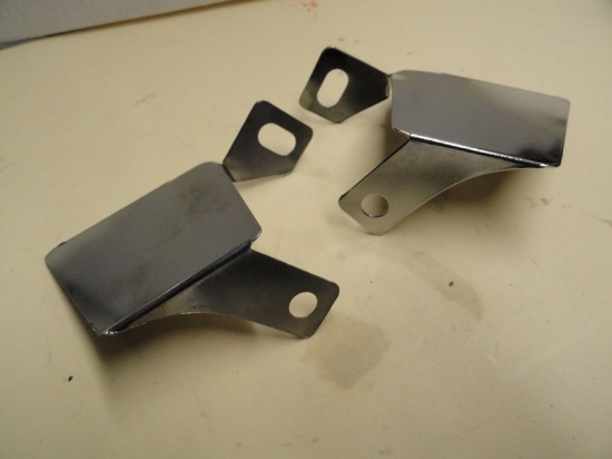 WINDSHIELD DEFLECTOR PLATES
