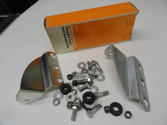 WINDSHIELD MOUNT BRACKET KIT