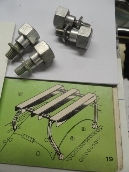 LUGGAGE RACK MOUNTING STUDS AND NUTS (CAD)