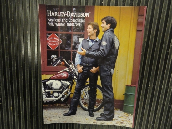 FASHIONS AND COLLECTIBLES CATALOG