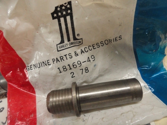 INTAKE VALVE GUIDE