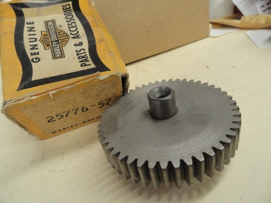 IDLER GEAR & SHAFT