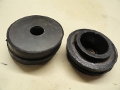 REAR RUBBER MOUNT