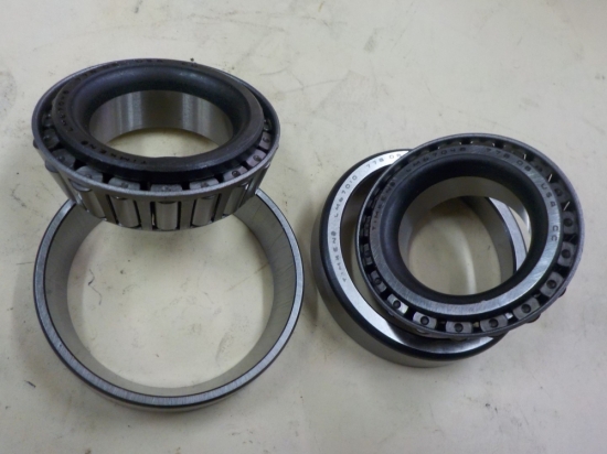 PANHEAD-SHOVELHEAD EVO "NEW OLD STOCK"- TIMKEN ENGINE BEARINGS 9045